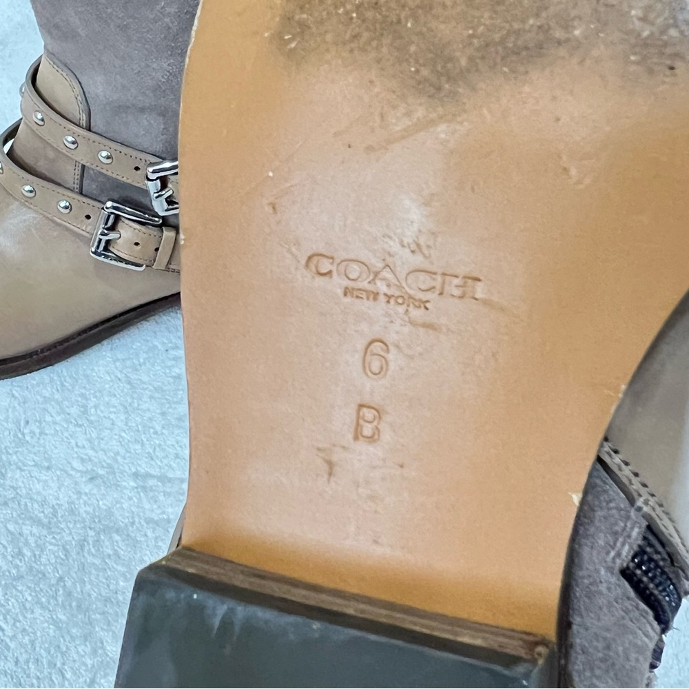 COACH Lilliana Studded Beige Leather Suede Zip Up Ankle Boots Size 6 - Picture 14 of 16